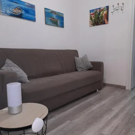 Rosina's Flat Διαμέρισμα Παλέρμο