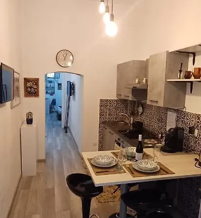 Rosina's Flat Παλέρμο